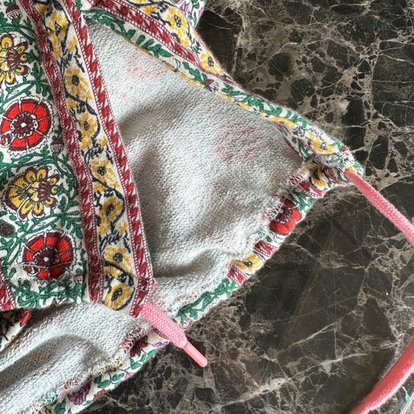 Alice + Olivia Amirah Floral-Print Drawstring-Hem Sweatshirt - Picture 8 of 8